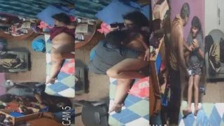 इंडियन फैमिली सेक्स वीडियो सौतेली रंडी माँ के साथ मजा कर रहा था बेटा तभी अचानक आ गया बाप